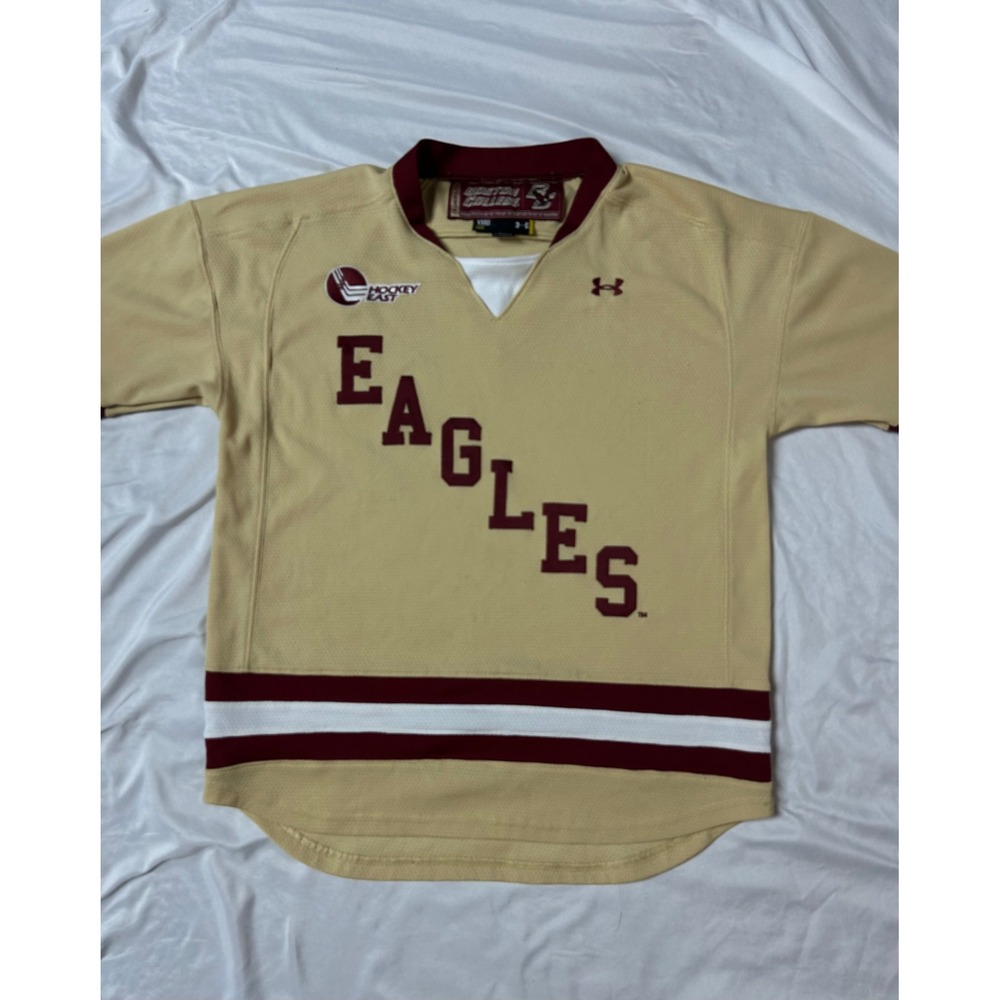 Under Armour Boston College Eagles Hockey East Youth Jersey Gold Loose Fit YMed - Picture 6 of 14